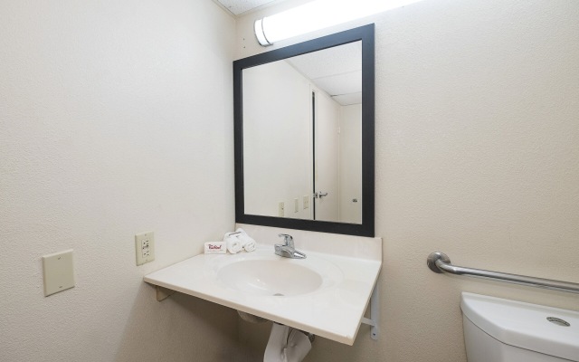 Red Roof Inn Carlisle