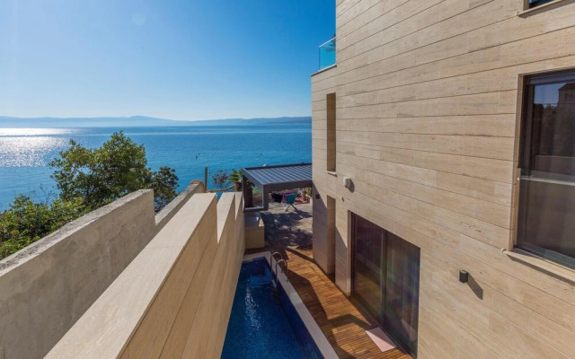 Stunning Apartment in Crikvenica With Sauna, 2 Bedrooms and Wifi