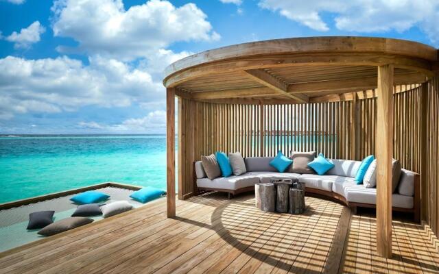 Hard Rock Hotel Maldives