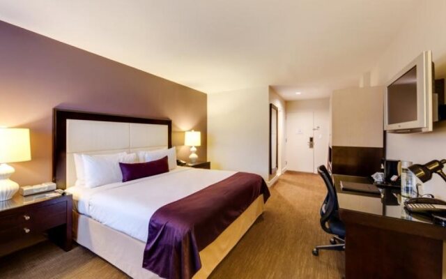 The Andrew Hotel