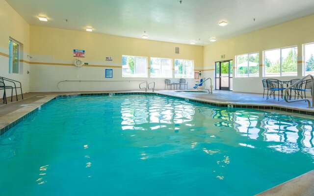 Comfort Suites Springfield-Eugene