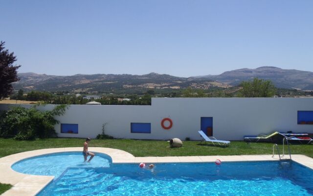 Cortijo Laguna de Espejo