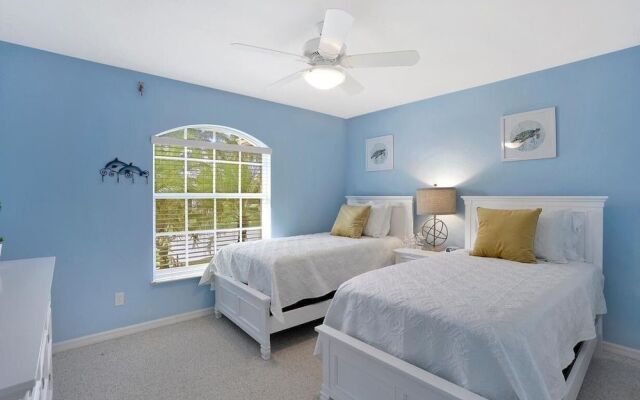 Shalimar Waterfront Pool Home