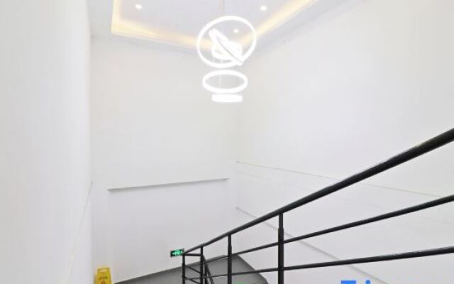 Shell Hotel (Shanghai Nanxiang Guyi Garden)
