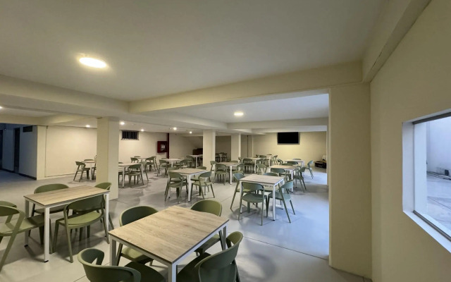 44 Vip Hotel