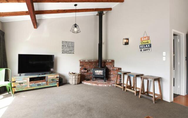 Kiwibach - Havelock Holiday Home