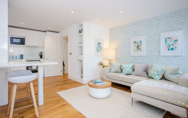 Bright 1 Bedroom Apartment in Regent's Park