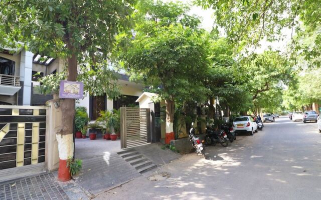 OYO 15503 Corporate House