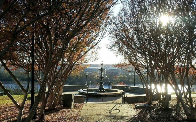 Inn At Patrick Henry's