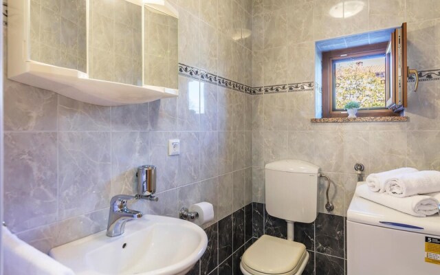 Stunning Apartment in Pula With 3 Bedrooms and Wifi