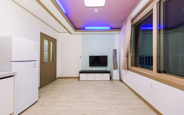Boryeong Donggrami Pension