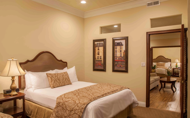 Best Western Plus Sunset Plaza Hotel