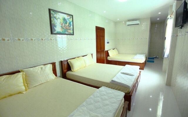 Nhu Toan Hotel