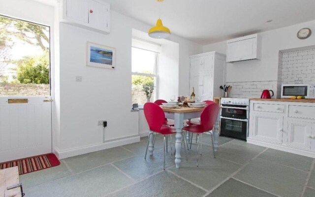Kevrin Cottage