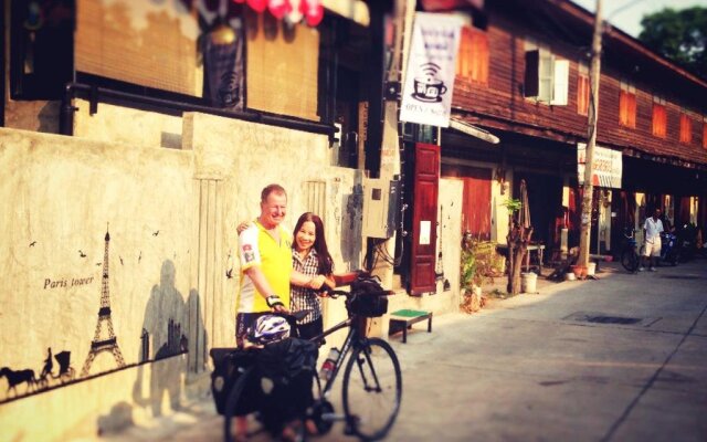 Solar Cell Uthai Thani Homestay