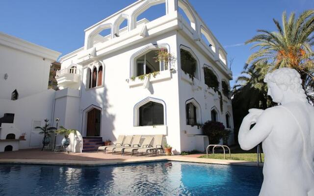 Villa Blanca Puerto Banus