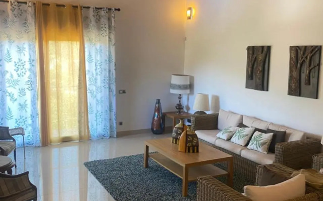 Private Villa. Near of the Beach