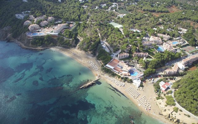 Invisa Hotel Club Cala Blanca