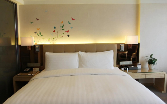 Pullman Linyi Lushang