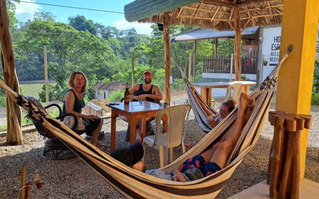 Hostal Albergue Español