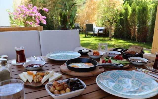 Life Butiq Hotel