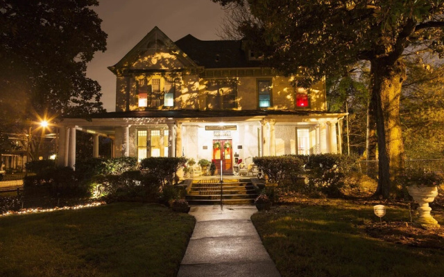 The Magnolia House Inn