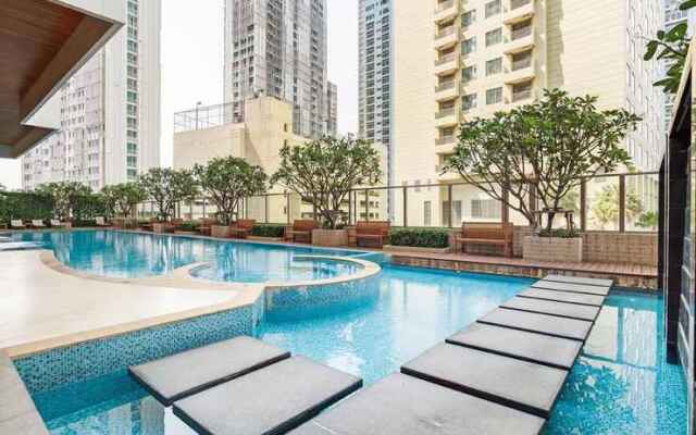 The Bright Sukhumvit by Favstay