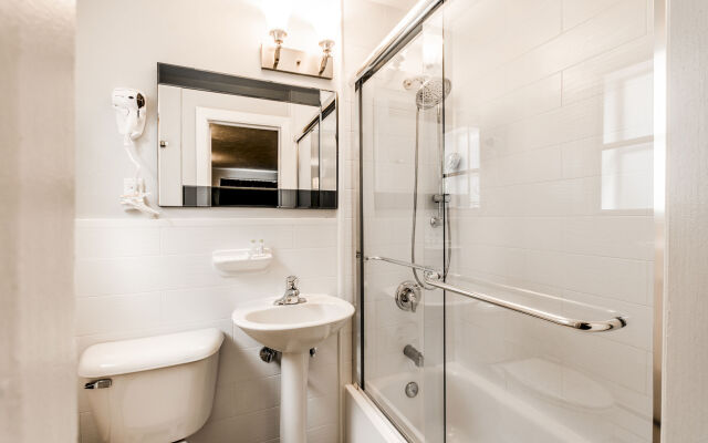 Olux Hotel Motel & Suites