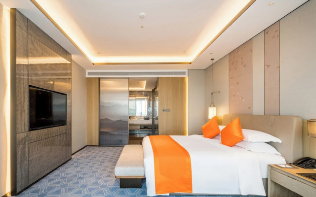 Grand Honor Hotel