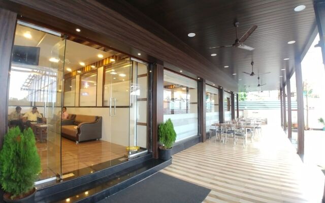 Hotel Jagadguru
