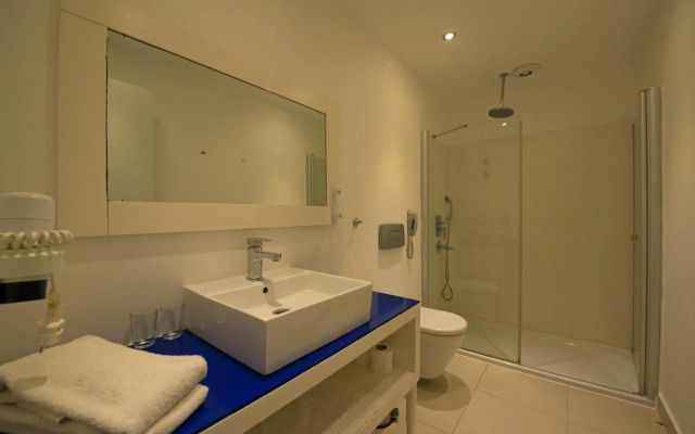 Costa Luvi Hotel