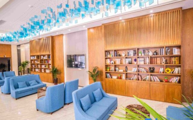 Fengyang Xinmilan International Business Hotel