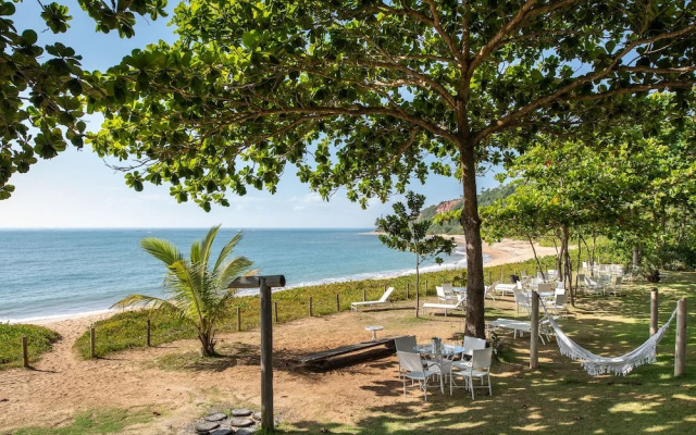 Suites Com Piscina Outeiro - Espelho