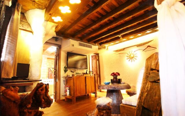 Cloudscape Boutique Inn