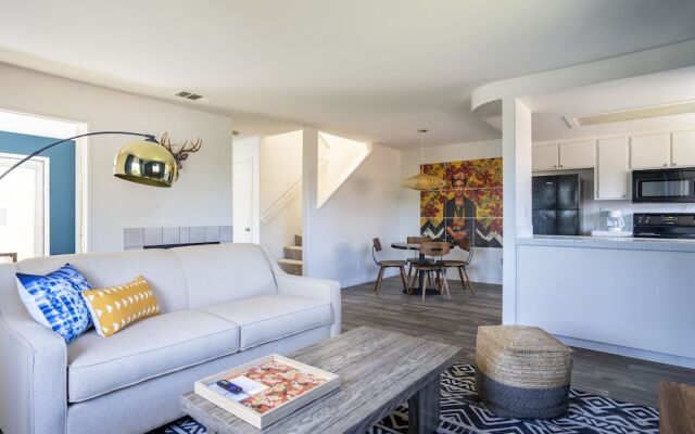 Chic 3br Townhome in Pacific Beach by Wanderjaunt