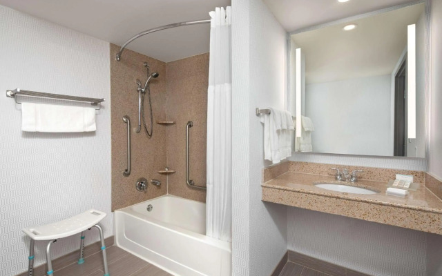 Hilton Garden Inn Halifax Airport