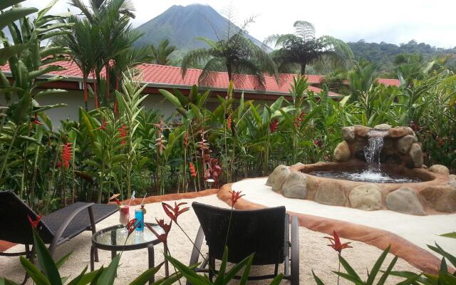 Volcano Lodge Hotel & Thermal Experience