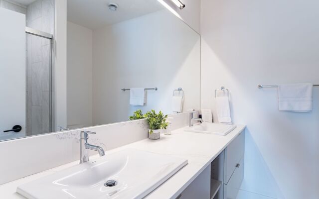 The Grizzly Basin by Revelstoke Vacation