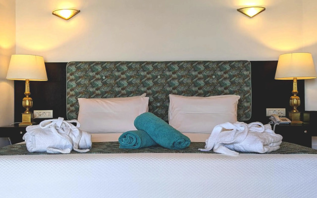 Apollonia Beach Resort & Spa
