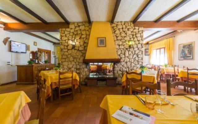 Albergo Ristorante Dalla Mena