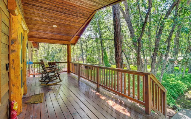 Ski, Hike & Relax Fireside! Pinetop Family Retreat