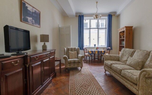 Watersmeet Apartment