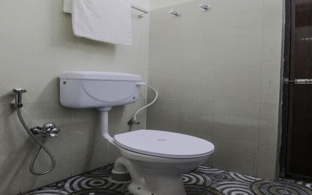 OYO 18759 Nirvana Guest House