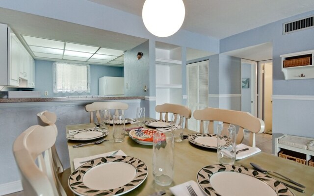 Runaway Bay Resort by BBG