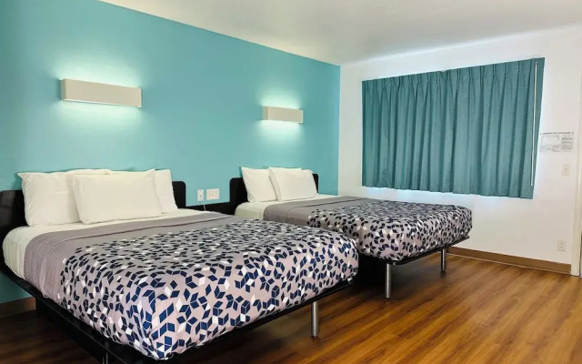 Beachside Inn