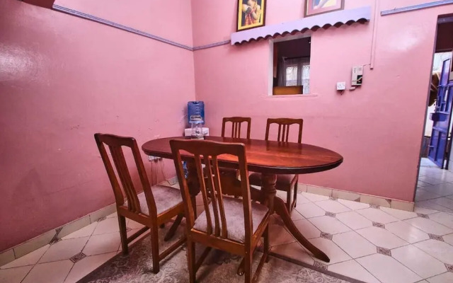 Lux Suites The Pink House Naivasha