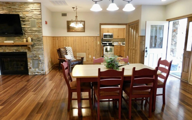 Viewpoint Condominiums
