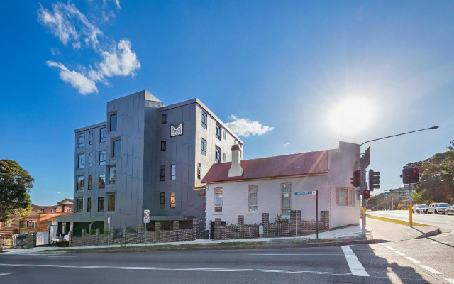 Gladius Hotel & Suites