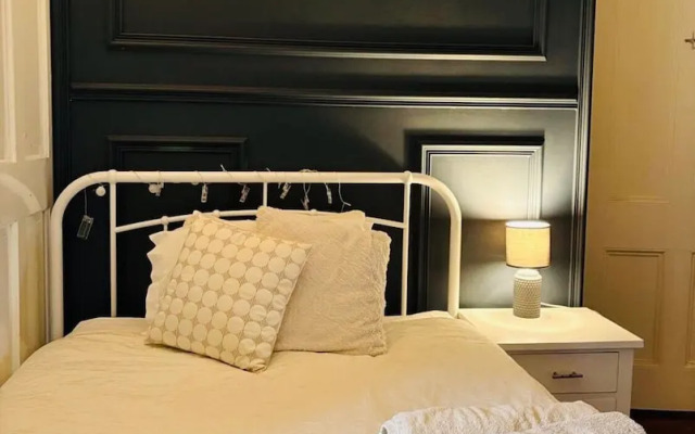 Fabulous 6 Bedroom Victorian Period House