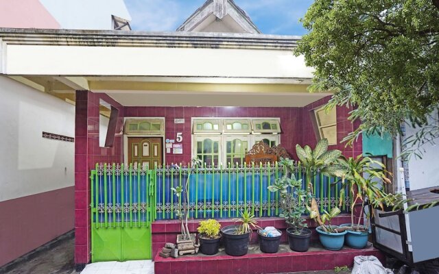 OYO Life 91859 Kost Budhe Syariah